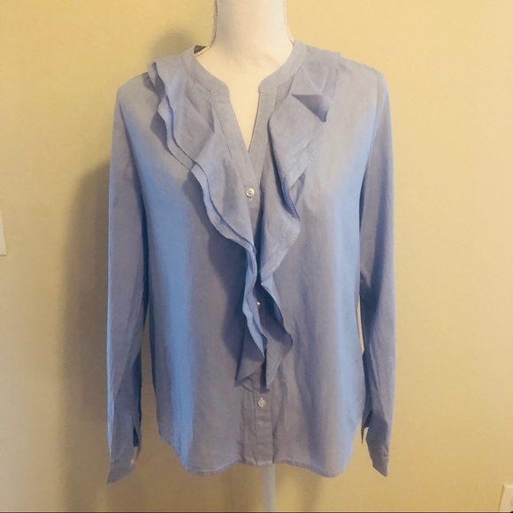 LOFT Tops - ⭐️LOFT ruffle button up blouse